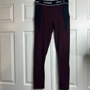Ivy Park Black Burgundy Leggings L Athletic